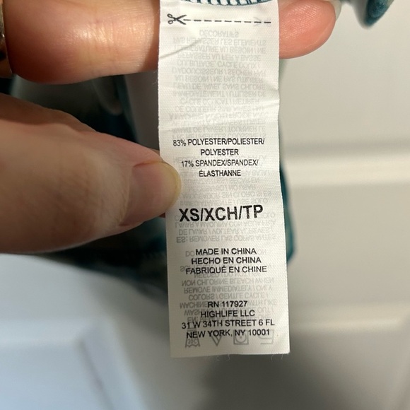 Gaiam Woman’s Dragonfly Shine Bra Tank. Size XS. Emerson Print. OM-DRI - Picture 9 of 16